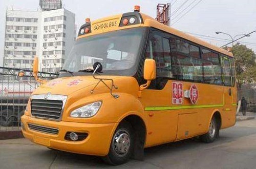 学生校车