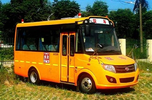 学生校车